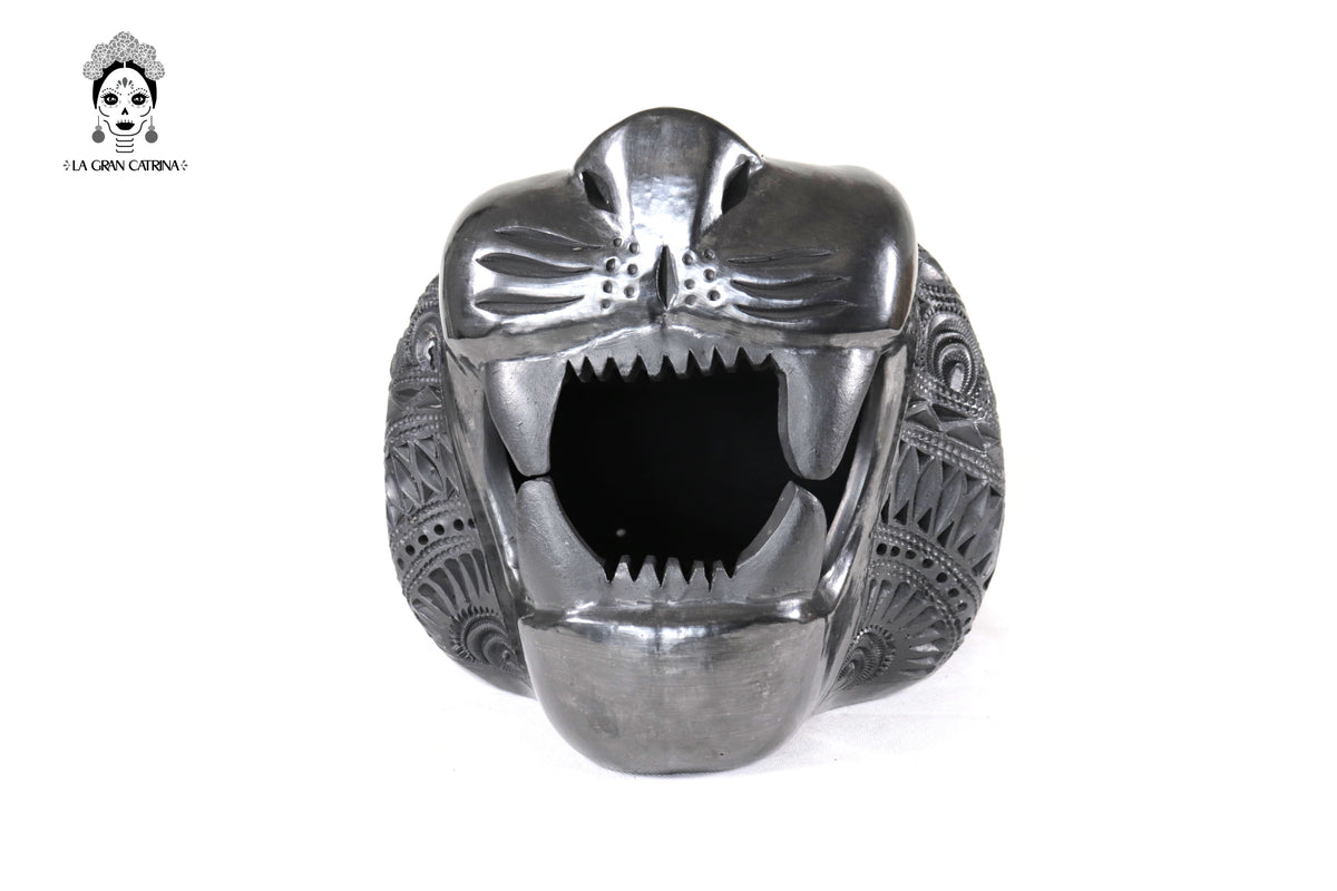 Cabeza de Jaguar de Barro Negro - 22 cm. 8.7 in. Barro negro