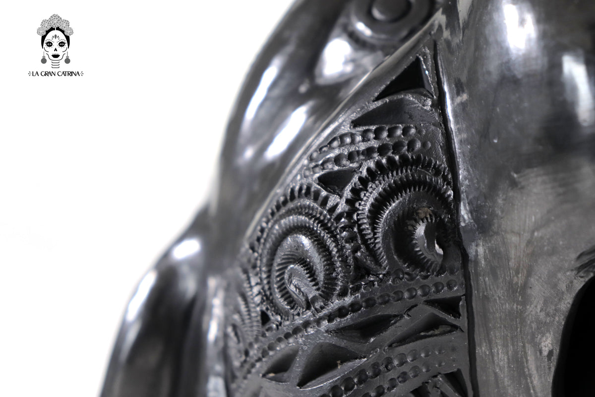 Cabeza de Jaguar de Barro Negro - 22 cm. 8.7 in. Barro negro