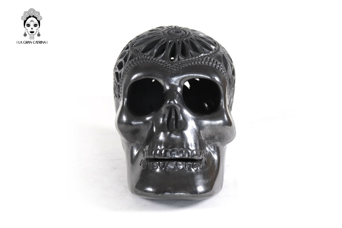 Cráneo de Barro Negro 18 cm. 7.1 in. Barro negro