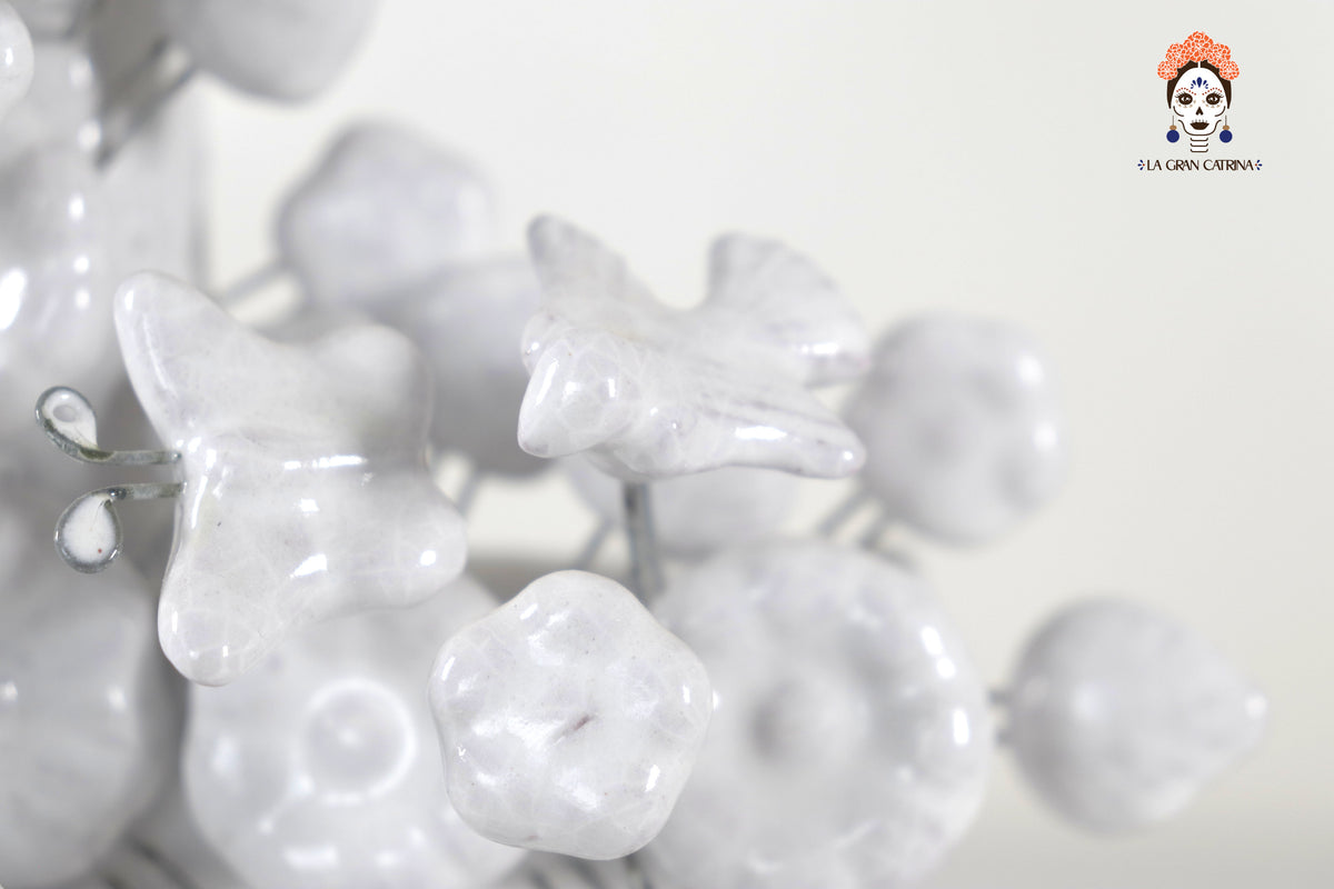 Cruz blanca vidriada de 22 cm. - 8.6 in.