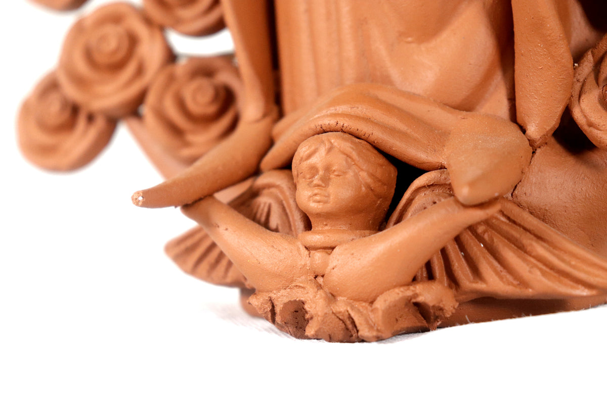 Virgen de Guadalupe - 35 cm. - Barro natural