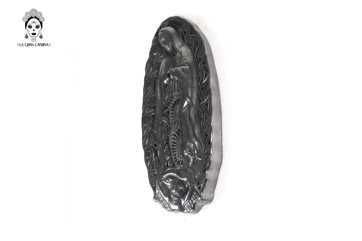 Virgen de Guadalupe en Barro Negro 32 cm. 12.6 in. Barro negro