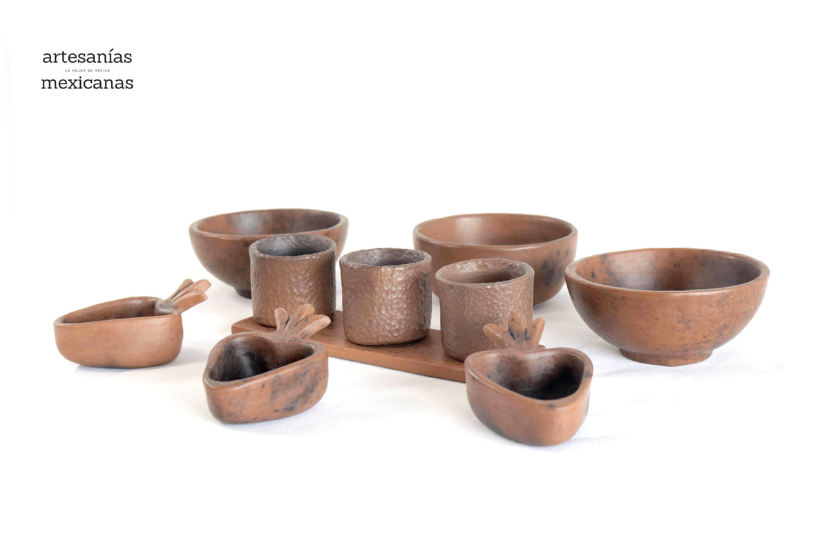 Set de vasos, caballitos y corazones de barro Artesanía
