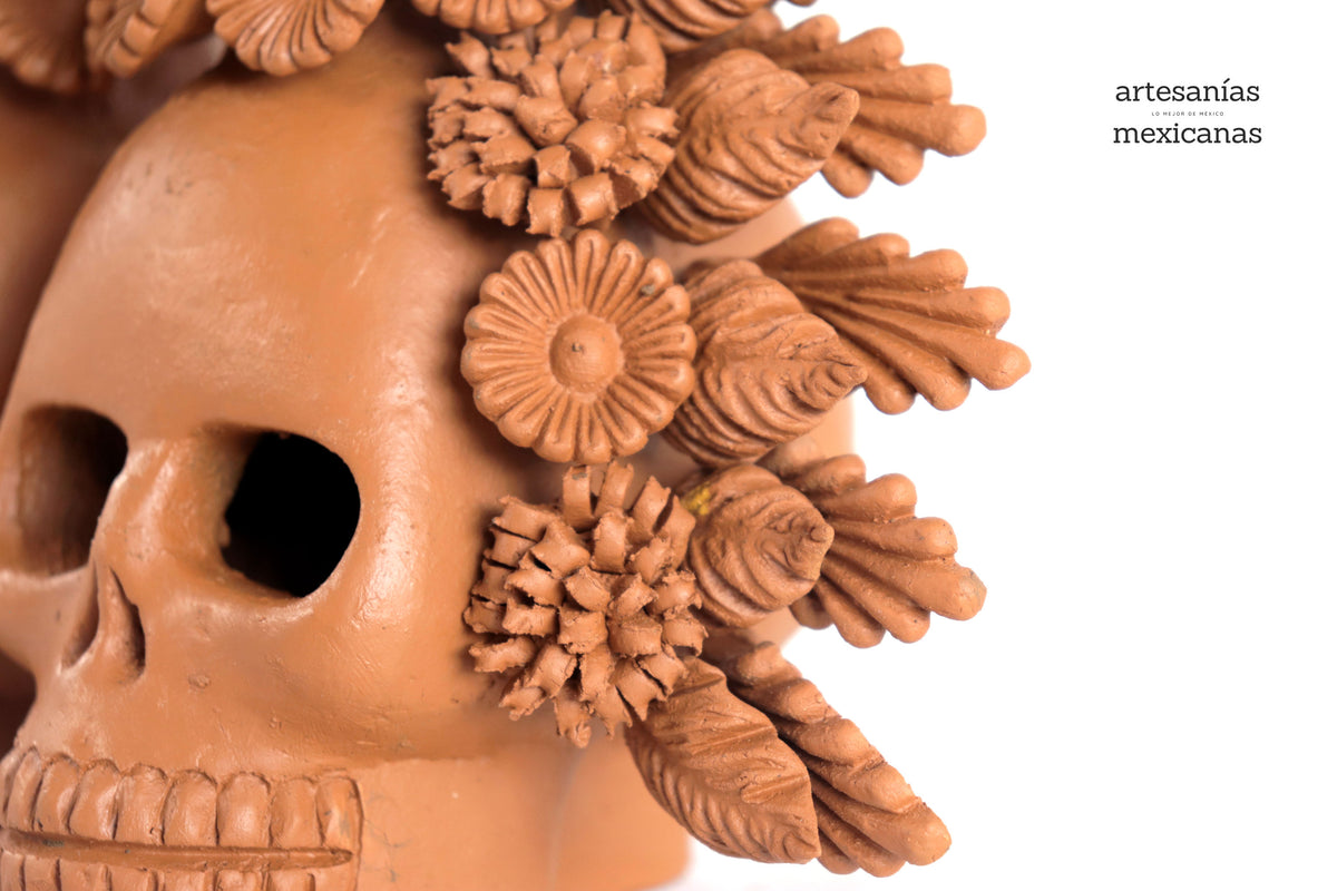 Arco de calaveras y flores - 42 cm. 16.5 in.