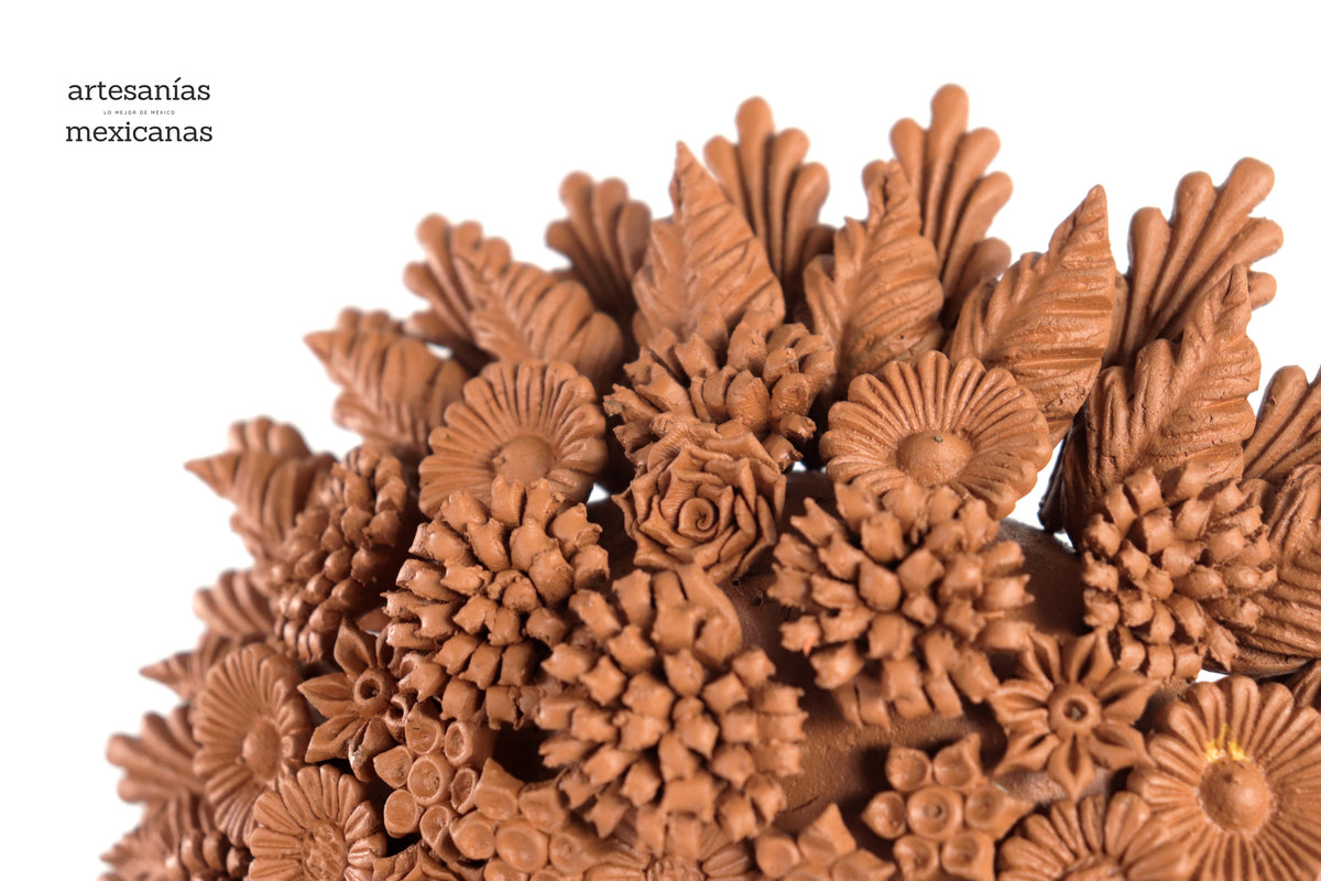 Arco de calaveras y flores - 42 cm. 16.5 in.