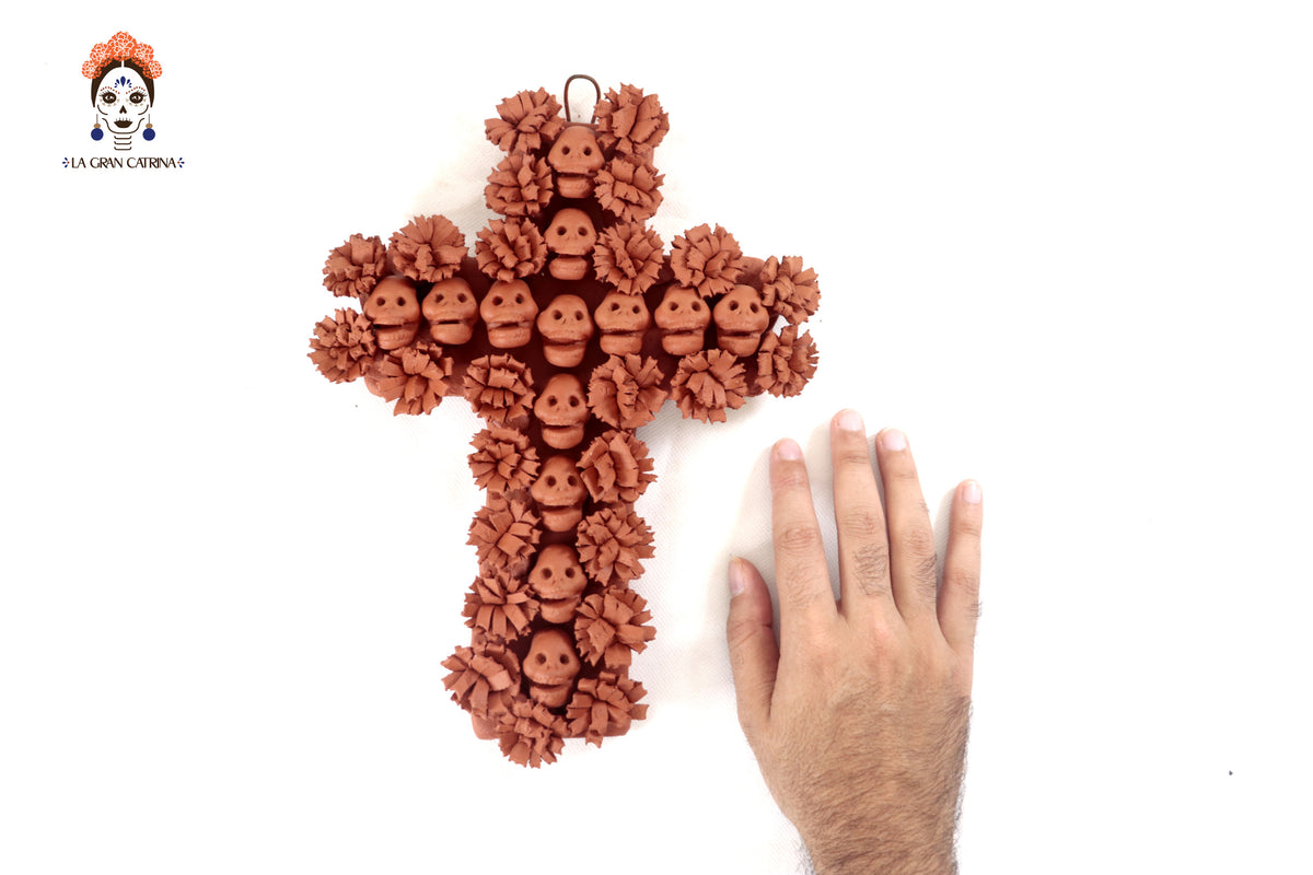 Cruz de Día de Muertos Barro 24 cm. 10 in. Artesanía