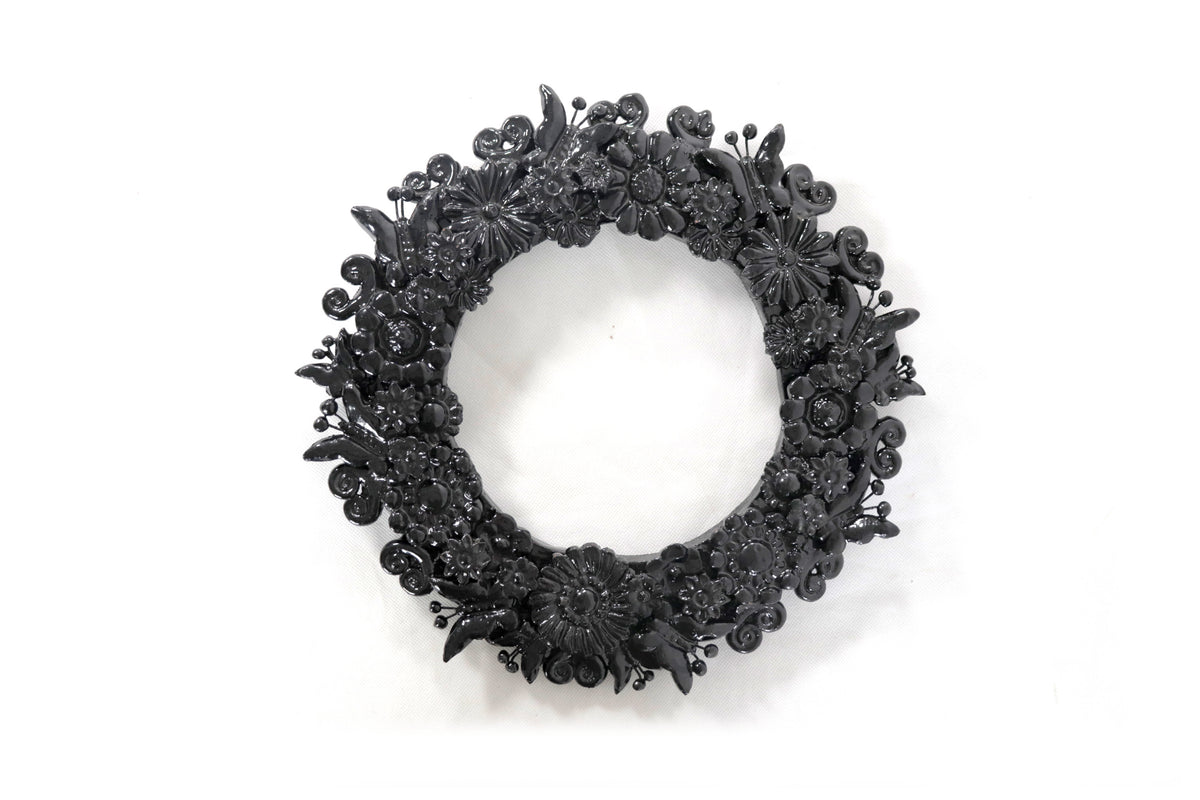 Corona negra - Barro vidriado - 33 cm. 13 in.