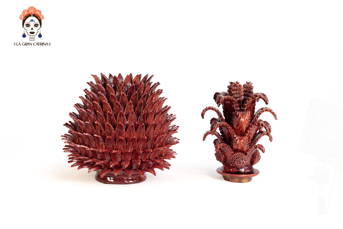 Piña Michoacana Roja con Hojas Curveadas - 48 cm. 19 in. Piña