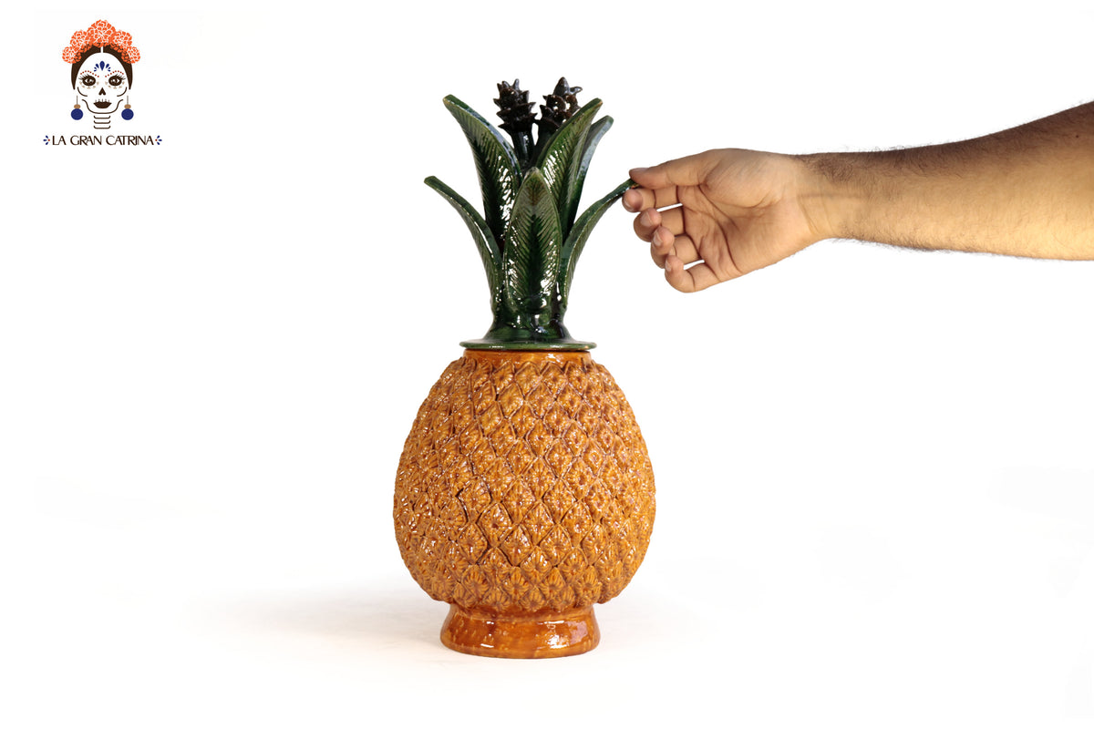 Piña Michoacana Tradicional Texturizada - 41 cm. 16 in. Piña