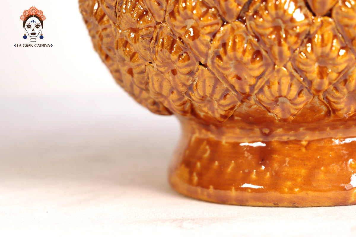 Piña Michoacana Tradicional Texturizada - 41 cm. 16 in. Piña