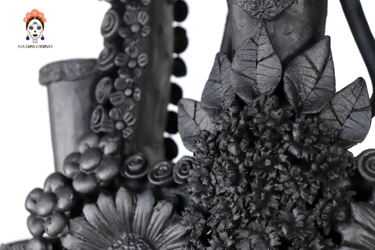 Candelero Altar Calavera Floral Barro Negro - 62 cm. 24.4 in. - Sobre Pedido
