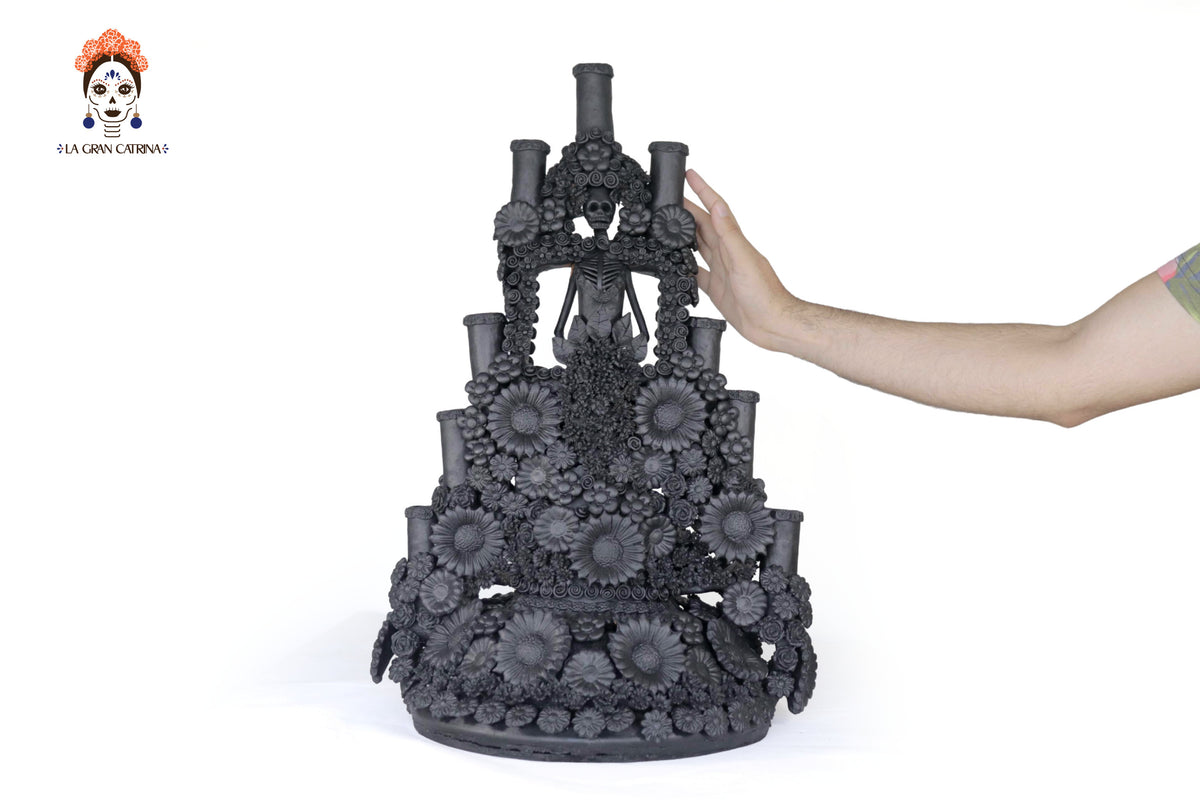 Candelero Altar Calavera Floral Barro Negro - 62 cm. 24.4 in. - Sobre Pedido