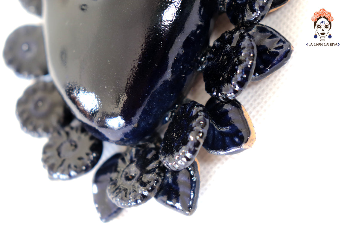 Corazon Negro de pared pequeño - Barro vidriado - 10.5 cm. 4.1 in.