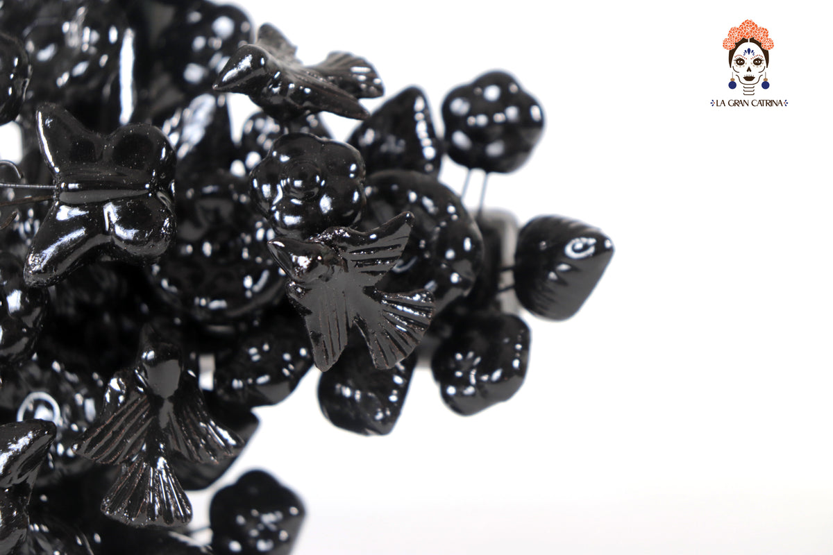 Cruz negra vidriada de 22 cm. - 8.6 in.