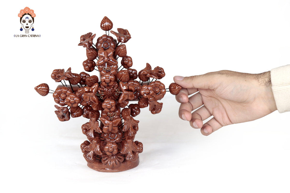 Cruz cafe vidriada de 22 cm. - 8.6 in.