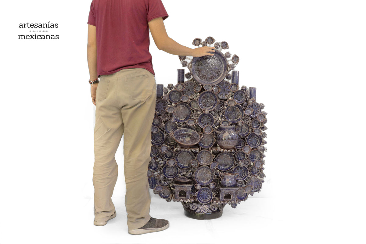 Cocina tradicional azul - Barro vidriado - Pieza de concurso - 125 cm. 49.2 in