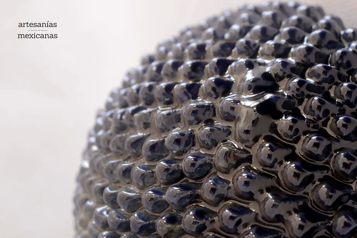 Esferas vidriadas azules de pared - En producción