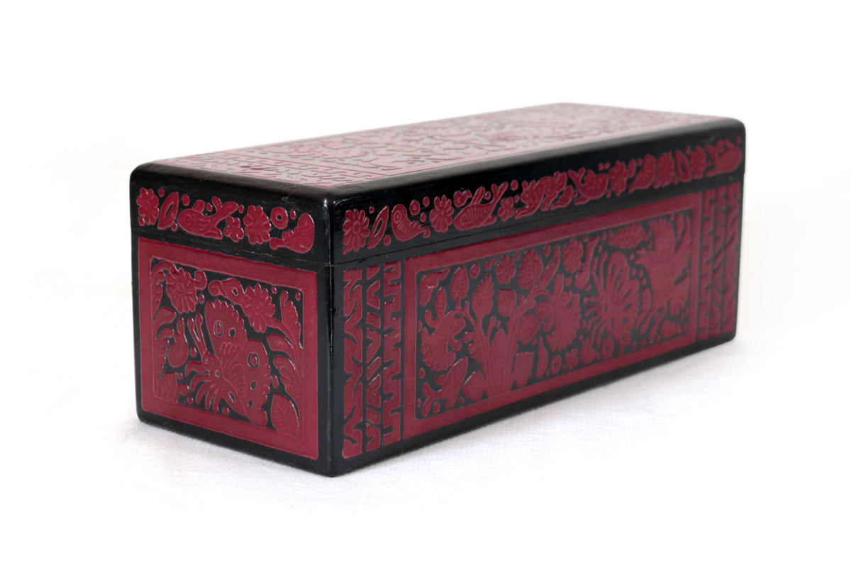 Caja Artesanal de Olinalá Roja con Diseño Floral Tradicional - 33 cm. 12.9 in. Olinala