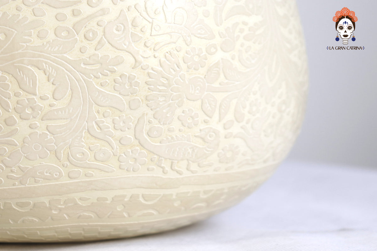 Guaje blanco artesanal grande - 32.5 cm. 12.7 in. Artesanía