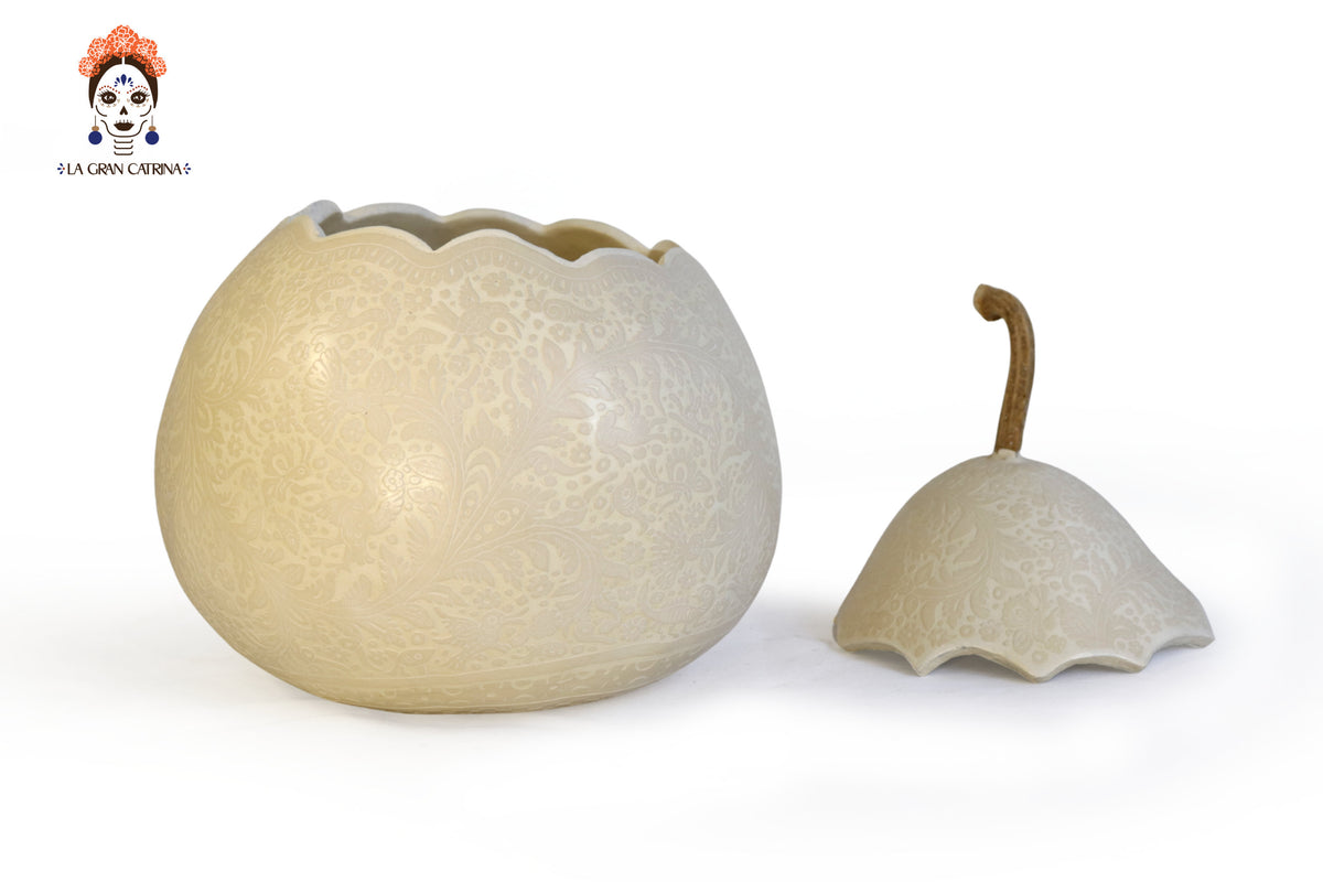 Guaje blanco artesanal grande - 32.5 cm. 12.7 in. Artesanía
