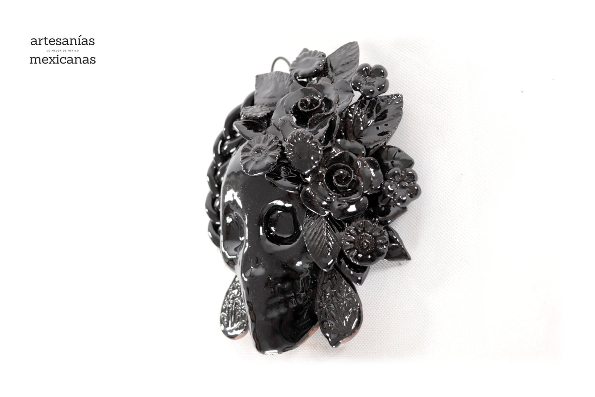 Calavera negra mediana de pared - Barro vidriado - 19.5 cm. 7.6 in.