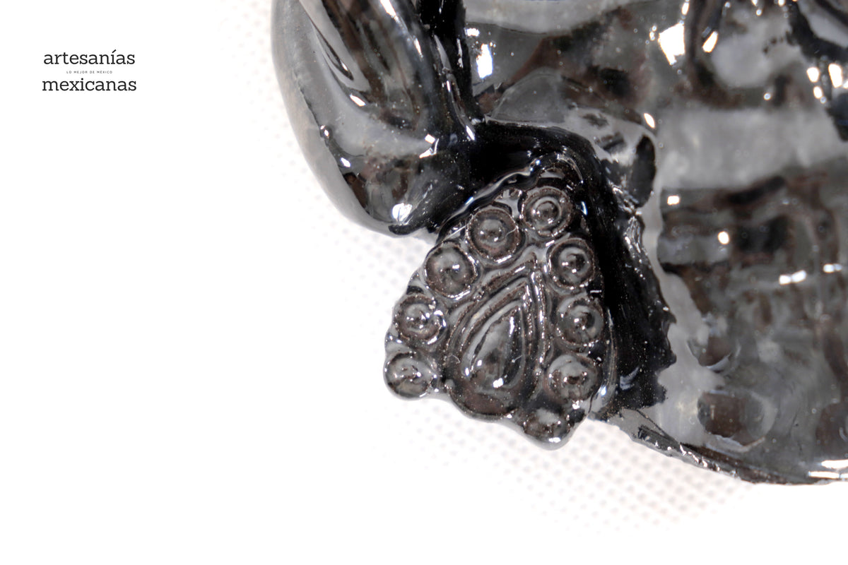 Calavera negra chica de pared Il - Barro vidriado - 14.5 cm. 5.7 in.