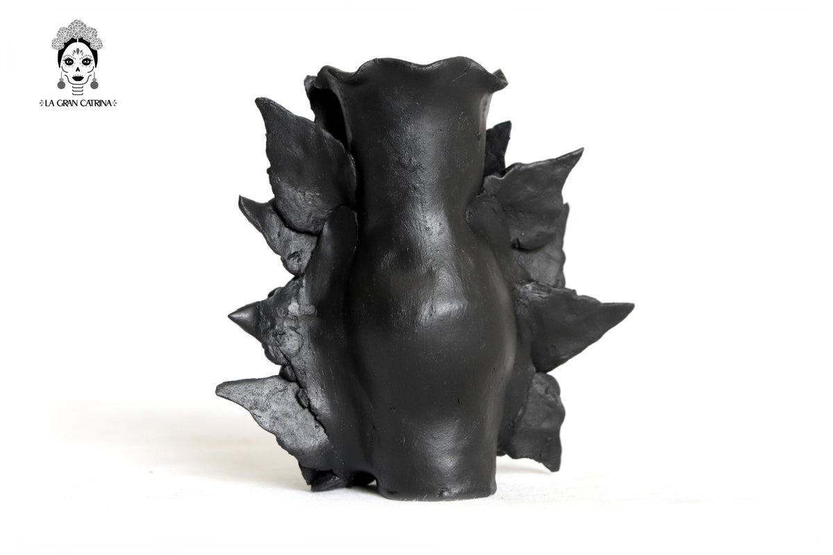 Set 3 Calaveras Negras con Flores de Barro 14 Cm 5.7 In. Candelabros