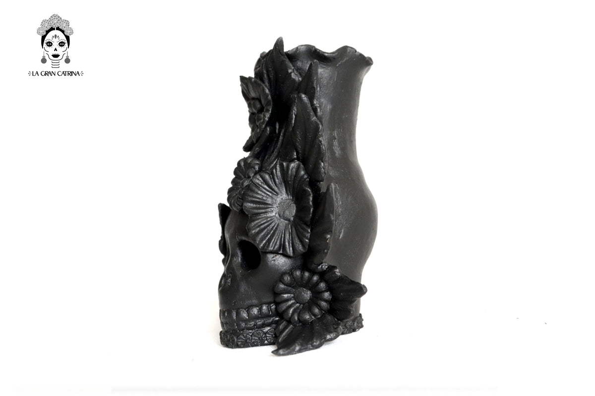 Set 3 Calaveras Negras con Flores de Barro 14 Cm 5.7 In. Candelabros