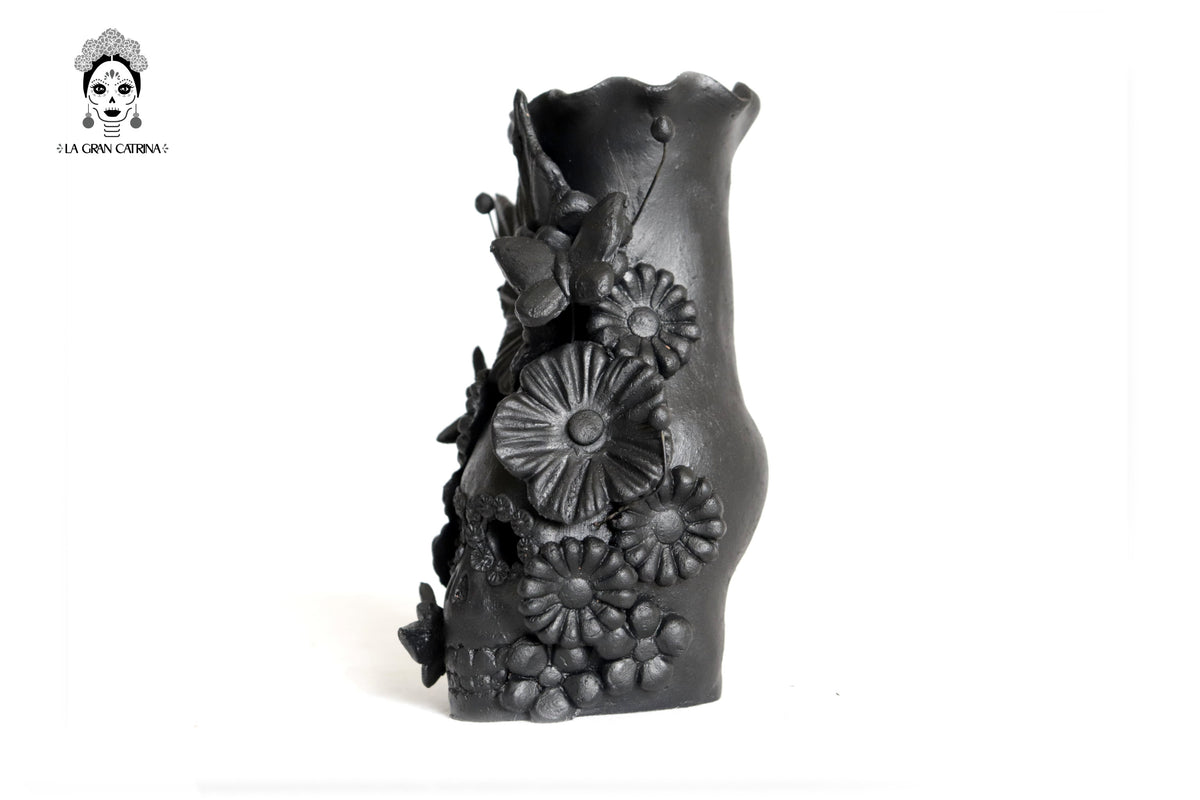 Set 3 Calaveras Negras con Flores de Barro 14 Cm 5.7 In. Candelabros