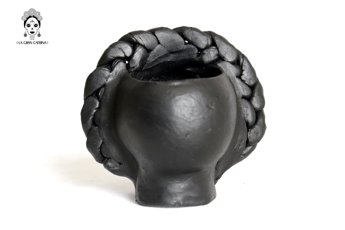 Set 3 Calaveras Negras con Trenza de Barro 13 Cm. 6.3 In. Maceta