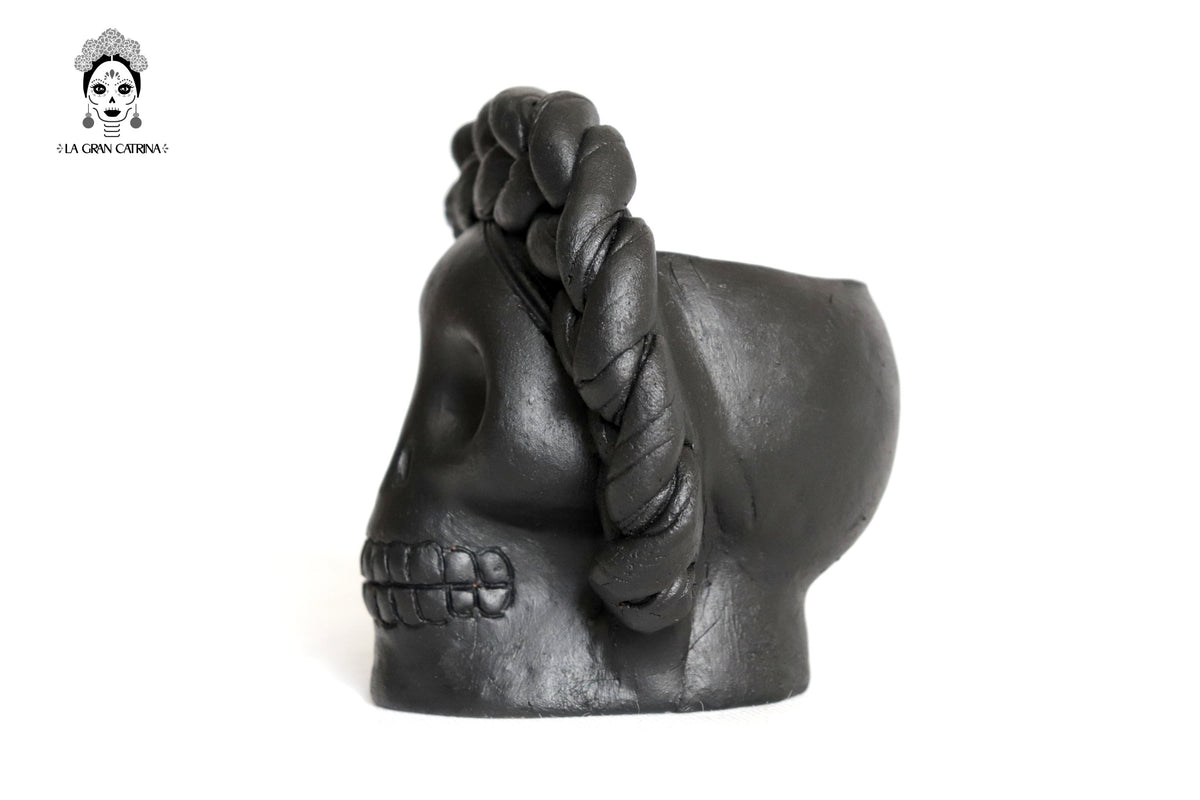 Set 3 Calaveras Negras con Trenza de Barro 13 Cm. 6.3 In. Maceta