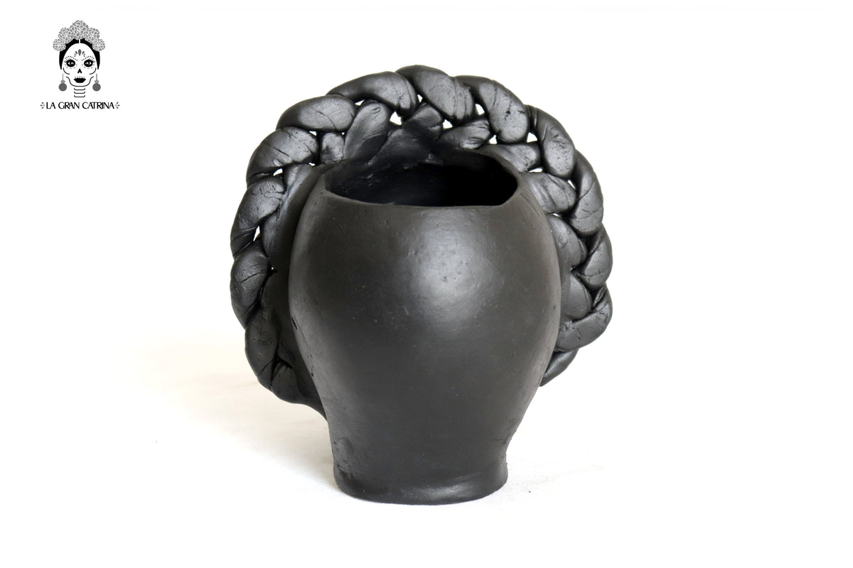 Set 3 Calaveras Negras con Trenza de Barro 18 Cm. 7 In. Maceta
