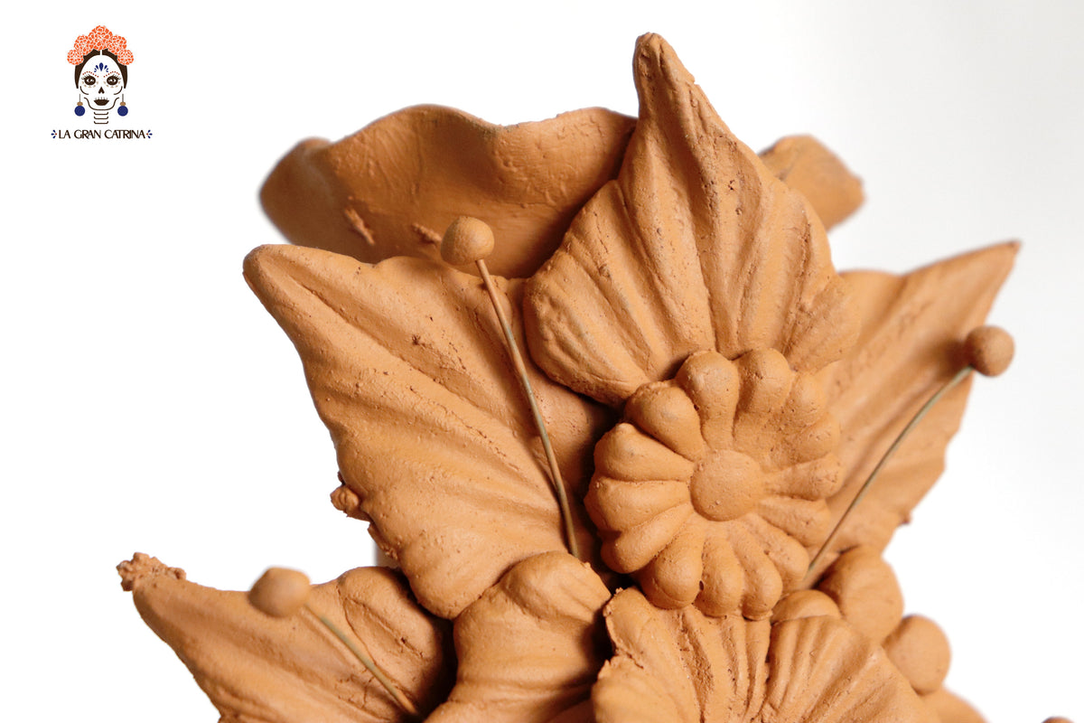 Set 3 Candelero Barro Natural Flores Relieve 14 Cm. 5.5 In. Candelabros