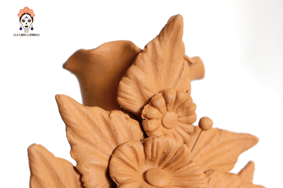 Set 3 Candelero Barro Natural Flores Relieve 14 Cm. 5.5 In. Candelabros