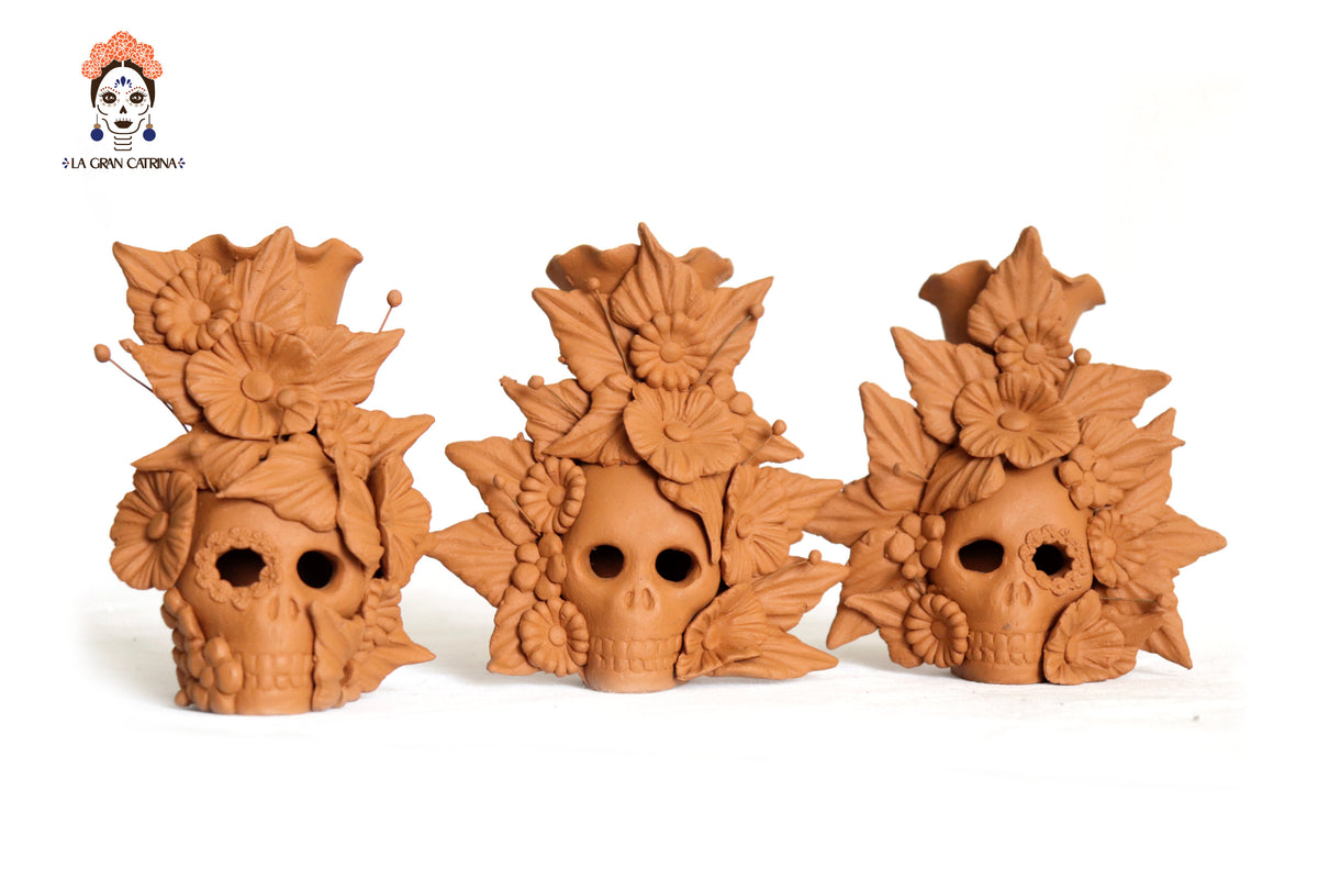 Set 3 Candelero Barro Natural Flores Relieve 14 Cm. 5.5 In. Candelabros
