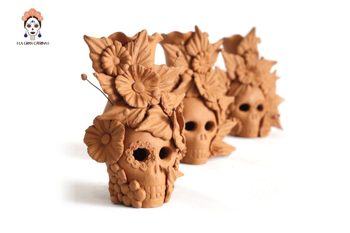 Set 3 Candelero Barro Natural Flores Relieve 14 Cm. 5.5 In. Candelabros