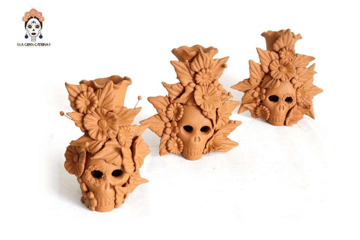 Set 3 Candelero Barro Natural Flores Relieve 14 Cm. 5.5 In. Candelabros
