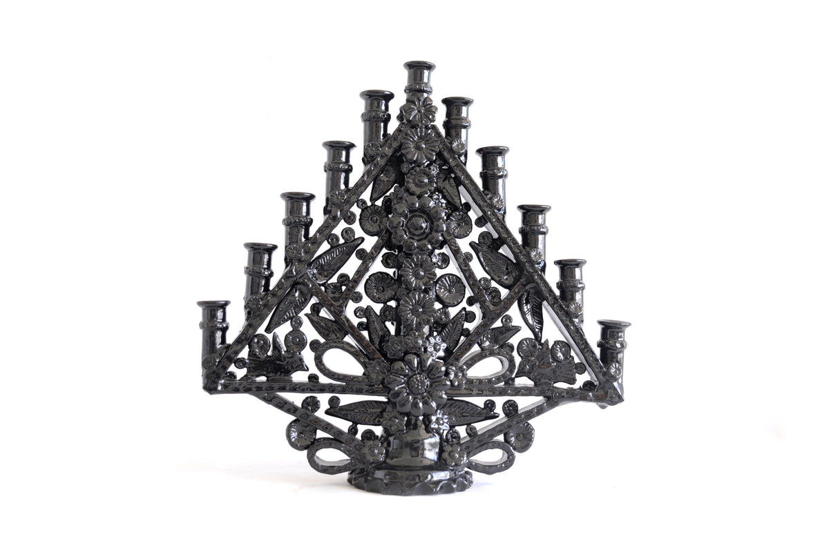Candelero triangulo de 11 velas - 37 cm. 14.5 in Candelabros
