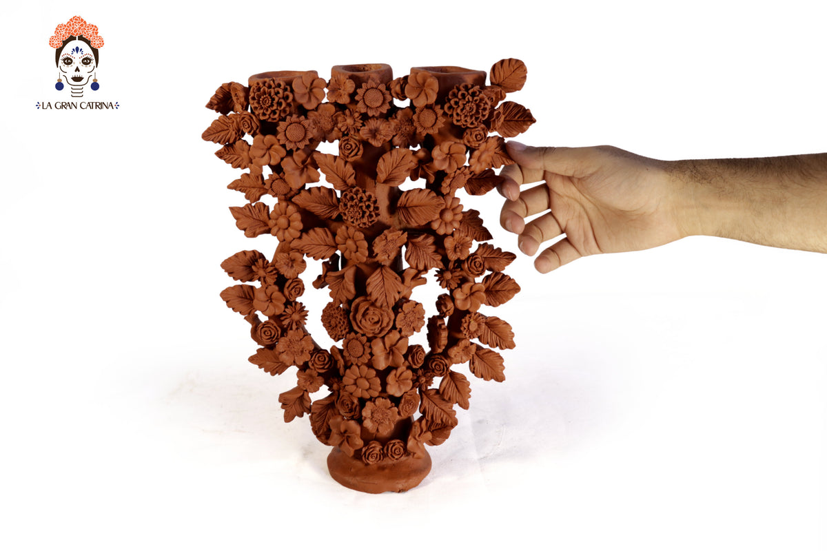 Candelabro Floral de Barro Natural 31.5 cm. 13.9 in. Candelabros