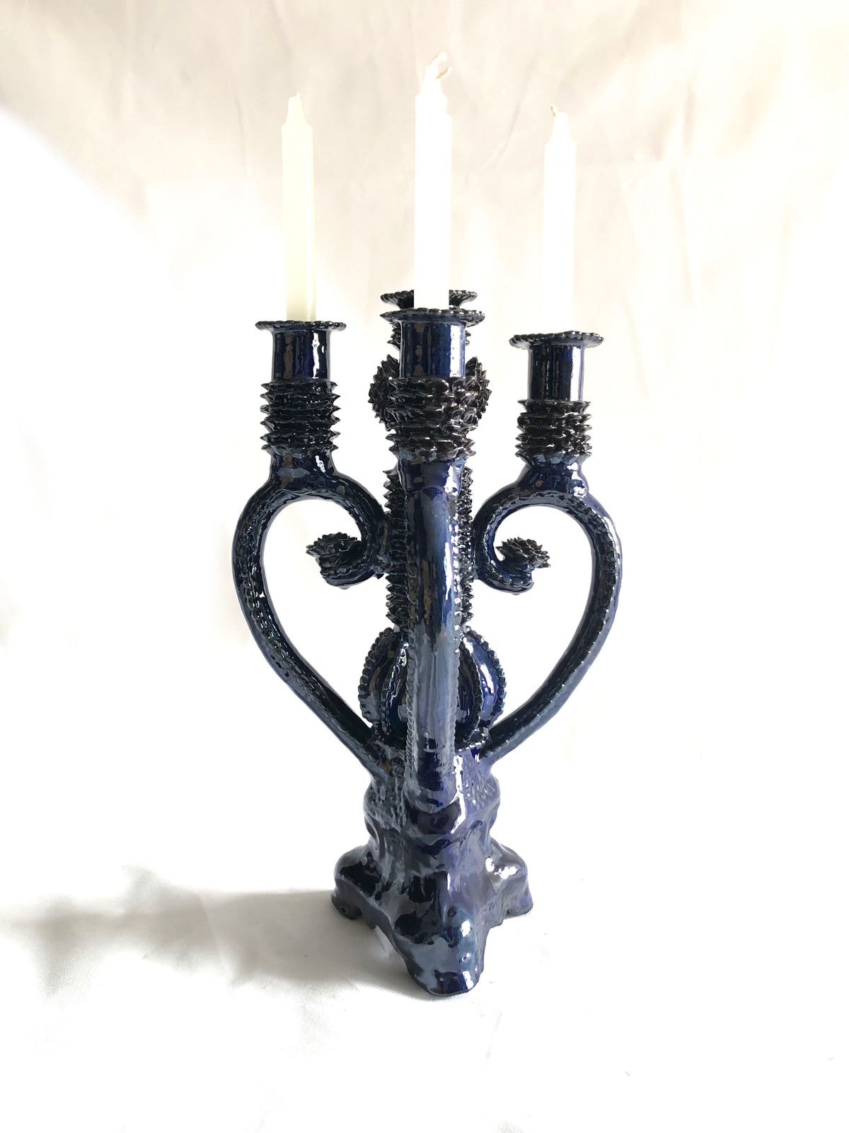 Candelero azul de 4 velas - Barro vidriado - 45 cm. 18 in. Candelabros
