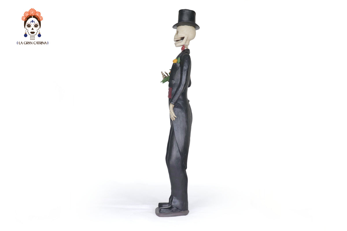 Catrín Elegante con Flores de Cempasúchil - 73 cm. 28.7 in. Catrina