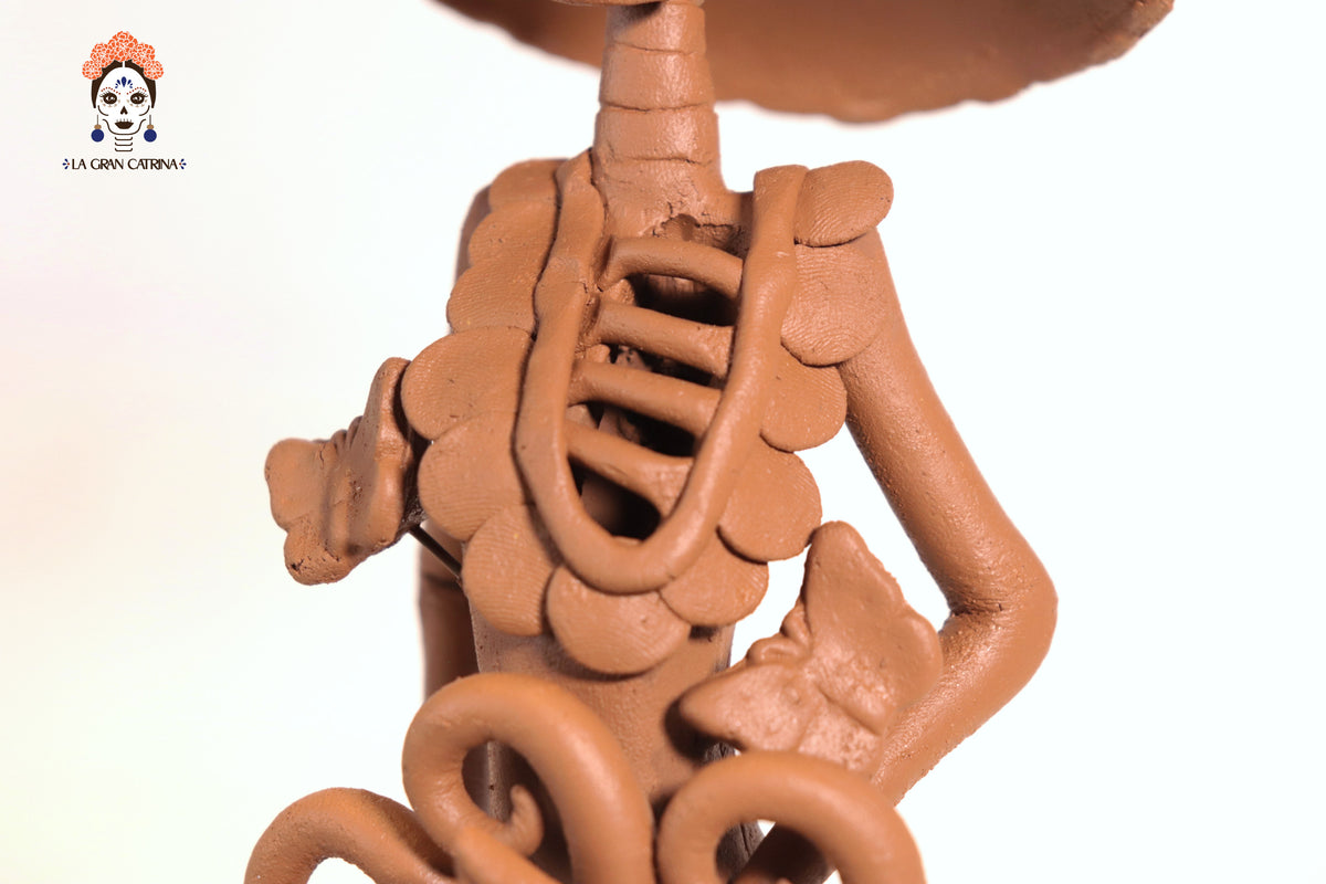 Pareja de Catrinas de Barro - 30 cm. 12 in. Catrina
