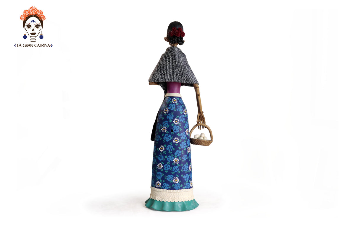 Catrina Huevera con Pato - 65 cm. 26 in. Catrina