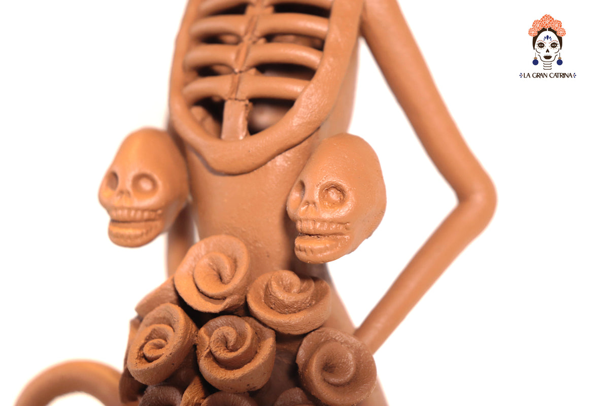 Pareja de Catrinas de Barro - 30 cm. 12 in. Catrina