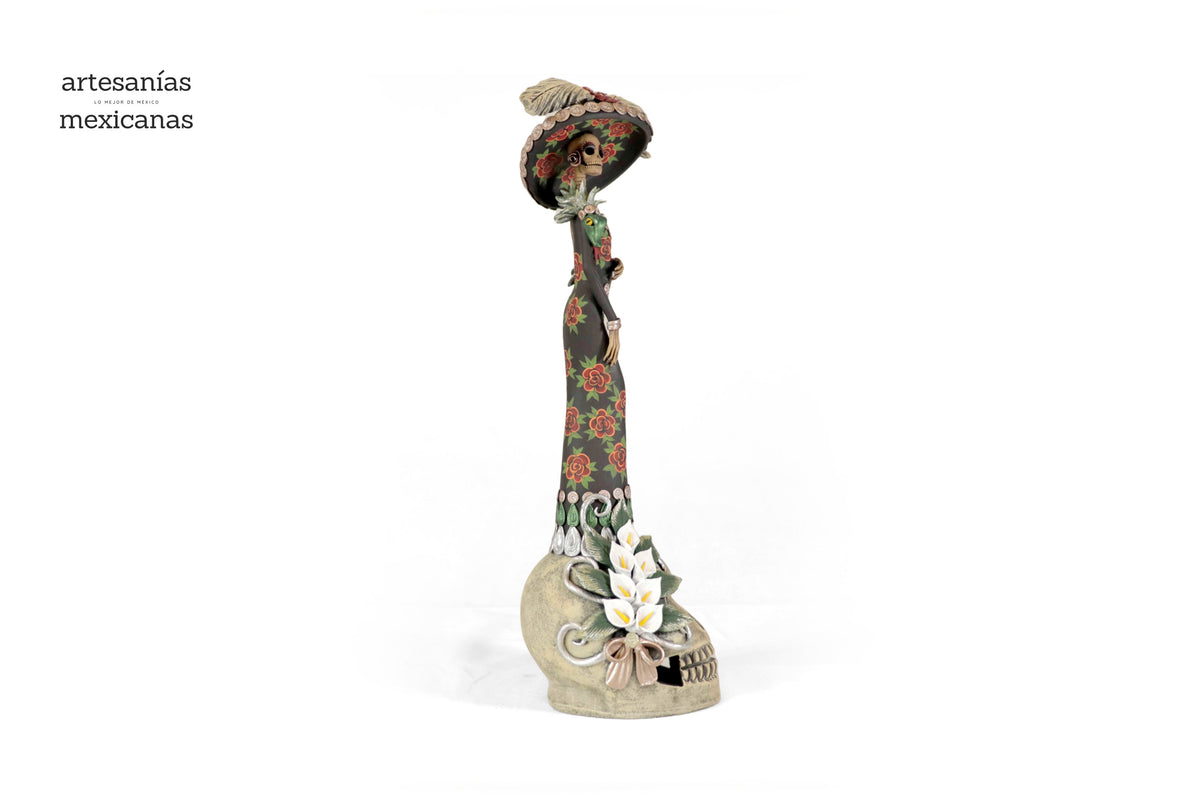 Catrina con flores rojas sobre calavera - 47 cm. 19 in. - En produccion Catrina
