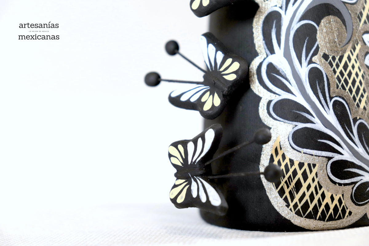 Catrina de mariposas grises y amarillas - 30 cm. 12 in. Catrina