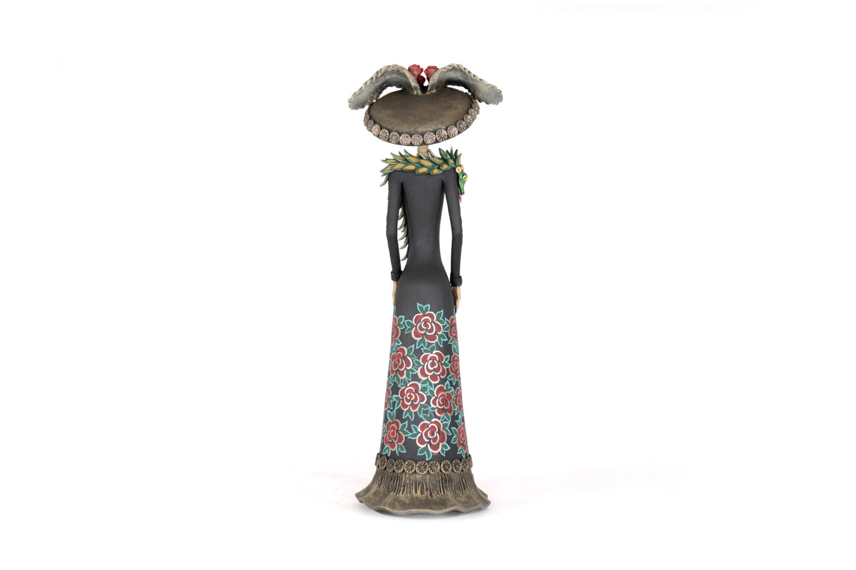 La Frida con la serpiente de flores rojas - 45 cm. 18 in. Catrina