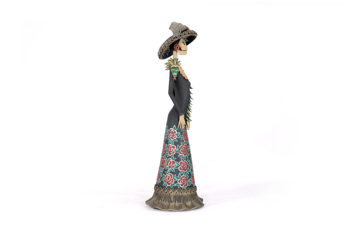 La Frida con la serpiente de flores rojas - 45 cm. 18 in. Catrina