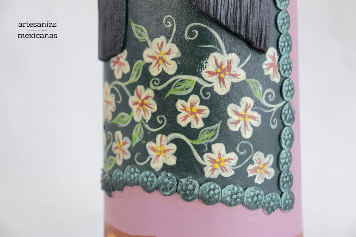 Catrina con olla 50 cm. 20 in. Catrina