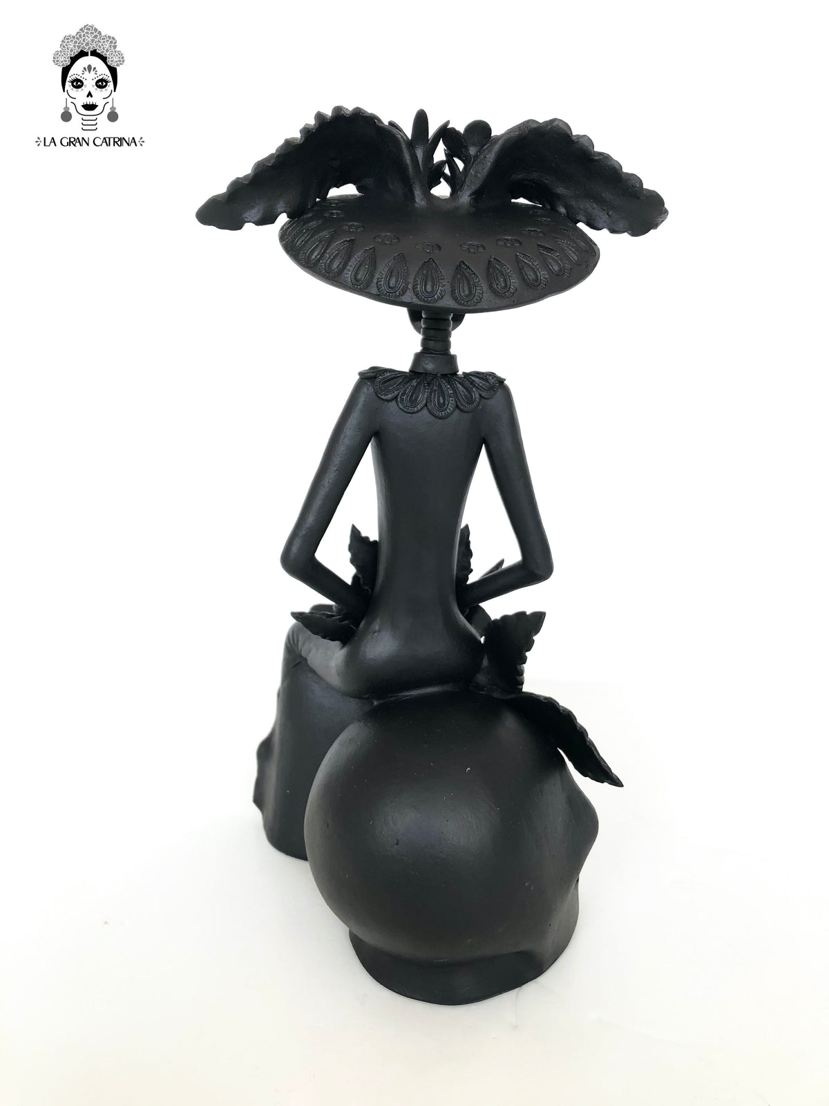Catrina negra sentada en Calavera - 35 cm. 14 in. Catrina